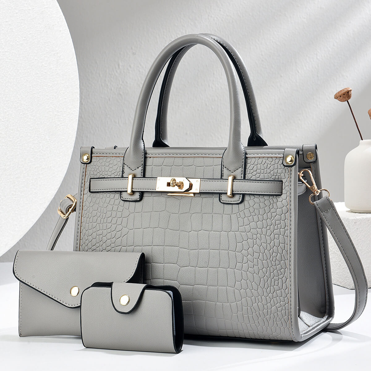 Elegant Handbag Set with Matching Wallets - Image 4