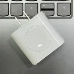 شاحن لاسلكي 3 في 1 مع شاحن ساعة مدمج